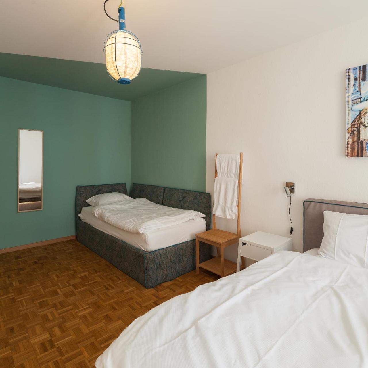 B&B Louis-Favre 21 Нюшател Екстериор снимка
